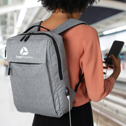 Mochila de Nylon Usb 21l